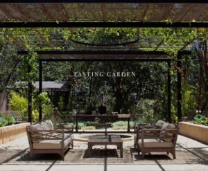 Lot 3 - Perliss, tasting garden